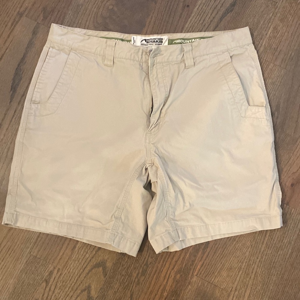 Mens khaki shorts